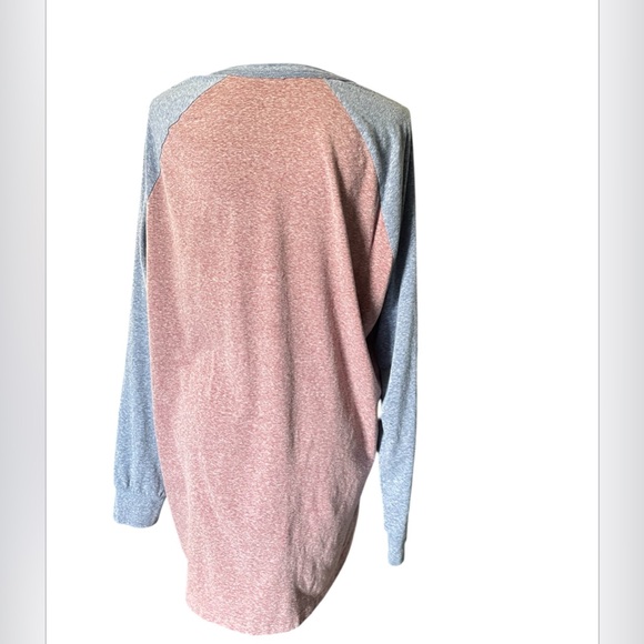 LuLaRoe Men’s Long Sleeve Red And Blue Size XL - Picture 2 of 5